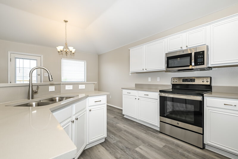 2,165/Mo, 1417 Embercrest Dr Midlothian, TX 76065 Kitchen View