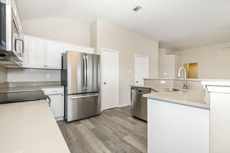 2,165/Mo, 1417 Embercrest Dr Midlothian, TX 76065 Kitchen View 3