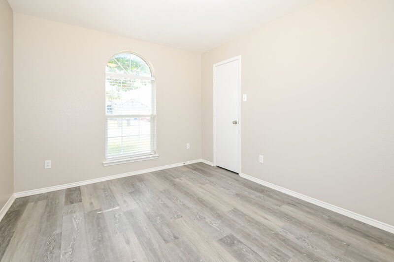 2,165/Mo, 1417 Embercrest Dr Midlothian, TX 76065 Bedroom View 3