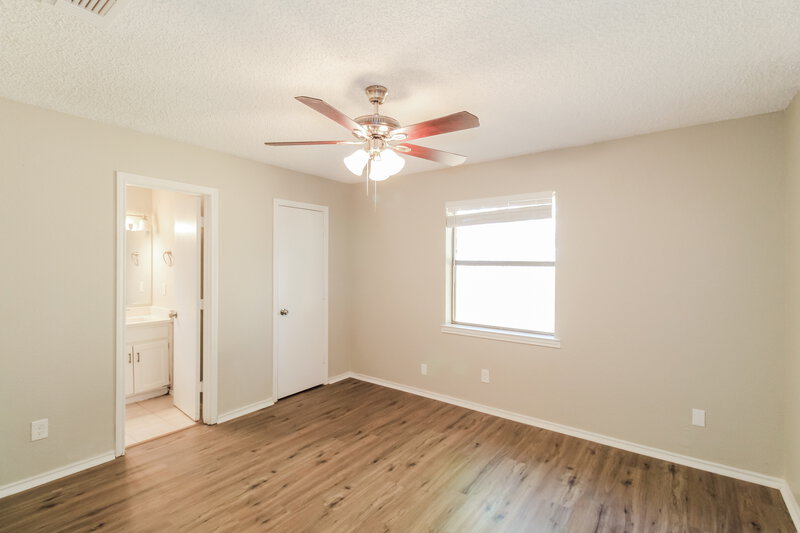 1,935/Mo, 2800 Terry Ct Denton, TX 76209 Main Bedroom View