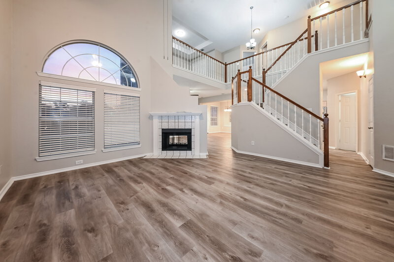 2,250/Mo, 1200 Regent St Mesquite, TX 75149 Living Room View 2