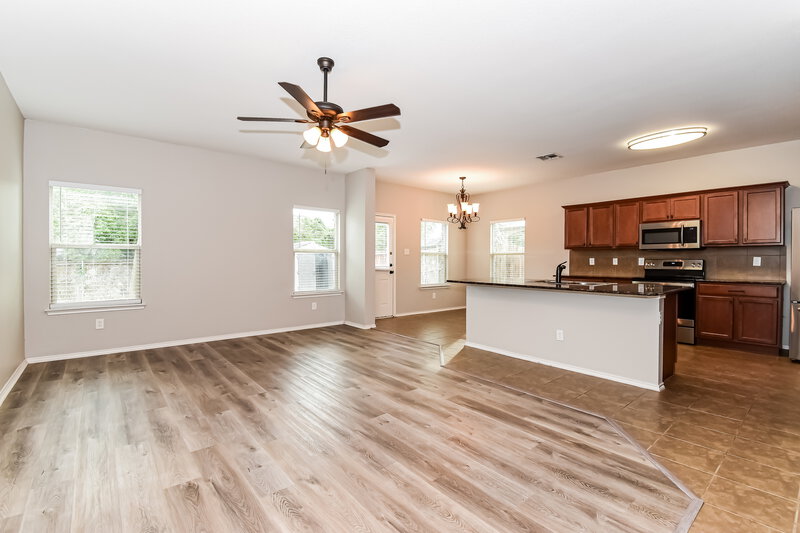 2,525/Mo, 1321 Waco Turner Royse City, TX 75189 Living Room View