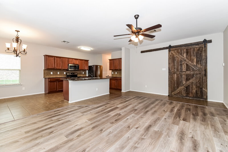 2,525/Mo, 1321 Waco Turner Royse City, TX 75189 Living Room View 2
