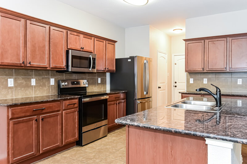2,525/Mo, 1321 Waco Turner Royse City, TX 75189 Kitchen View 2