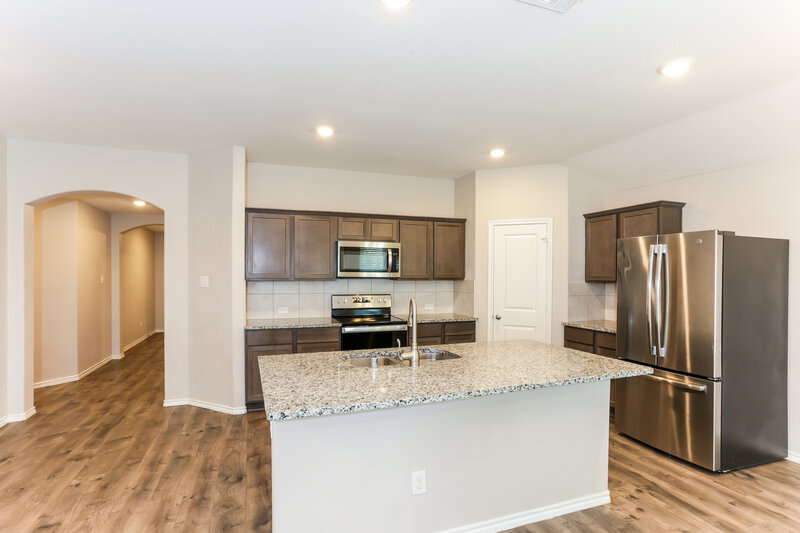 2,075/Mo, 980 Alton Dr Aubrey, TX 76227 Kitchen View