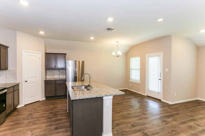 2,075/Mo, 980 Alton Dr Aubrey, TX 76227 Kitchen View 3