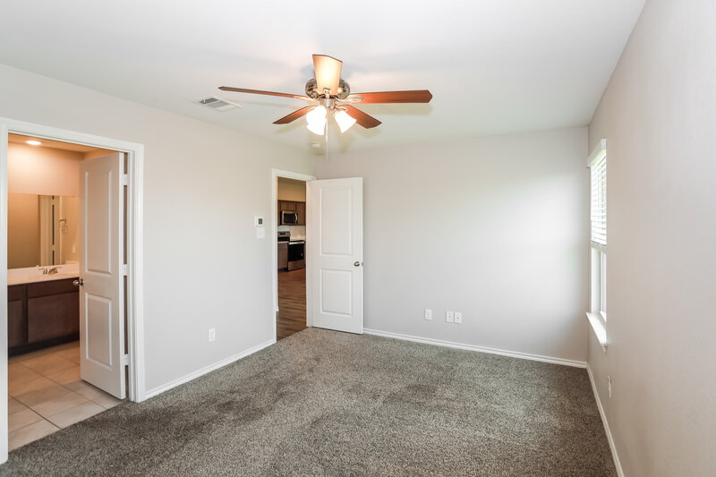 2,075/Mo, 980 Alton Dr Aubrey, TX 76227 Misc View 10