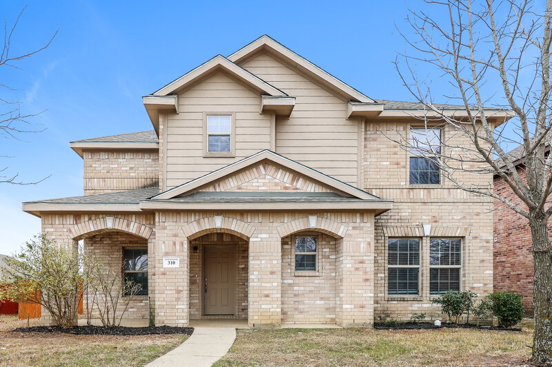 2,190/Mo, 310 Quail Run Rd Red Oak, TX 75154 External View