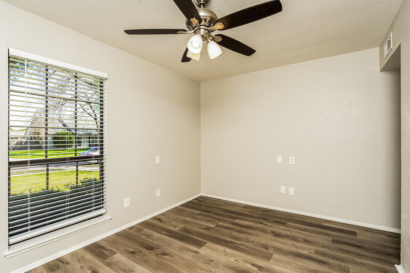 2,610/Mo, 1112 Cherokee Trail Plano, TX 75023 Bedroom View 2