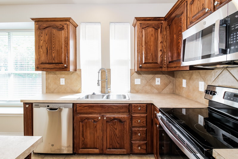 2,005/Mo, 10856 Hawks Landing Rd Haslet, TX 76052 Kitchen View 2