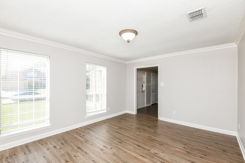 2,680/Mo, 5429 Crater Lake Dr Fort Worth, TX 76137 Living Room View