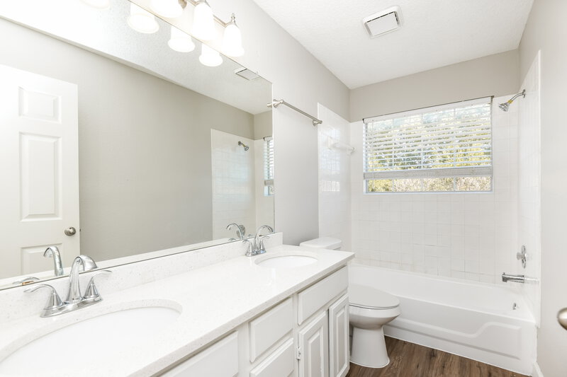 2,680/Mo, 5429 Crater Lake Dr Fort Worth, TX 76137 Bathroom View