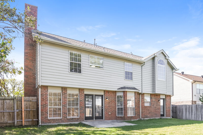 2,680/Mo, 5429 Crater Lake Dr Fort Worth, TX 76137 Rear View
