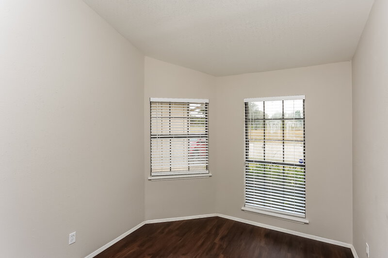 1,750/Mo, 4336 Pepperbush Dr Fort Worth, TX 76137 Bedroom View 3
