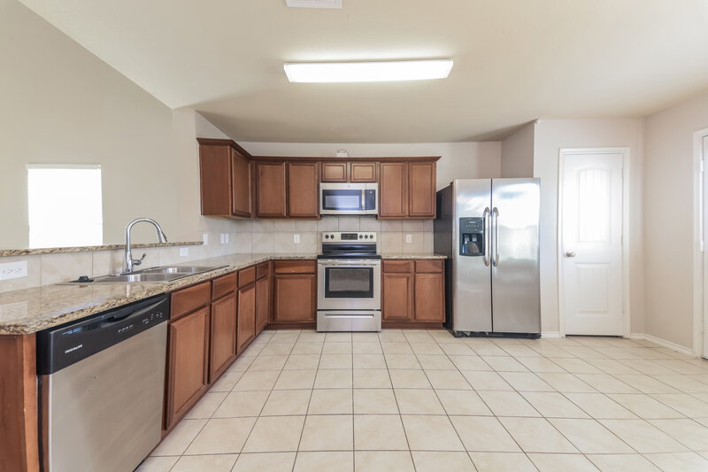 2,025/Mo, 1407 Chrome St Princeton, TX 75407 Kitchen View 2