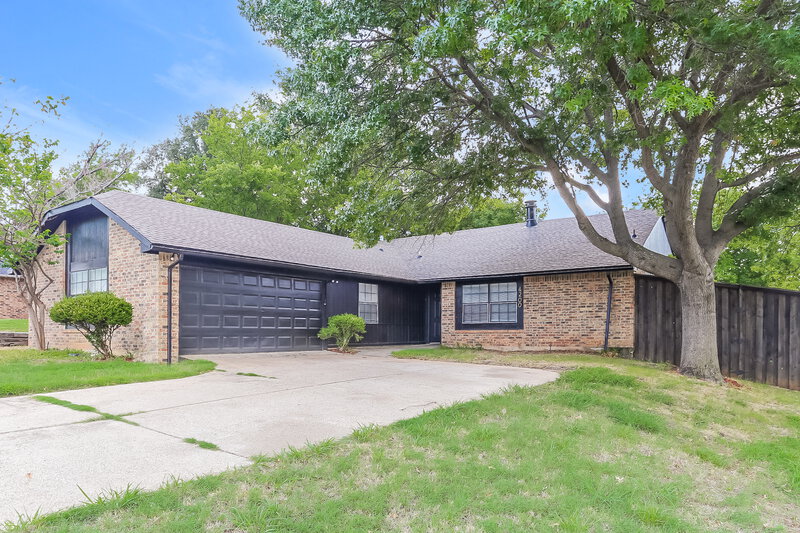 2,380/Mo, 4200 Cranbrook Dr Arlington, TX 76016 External View