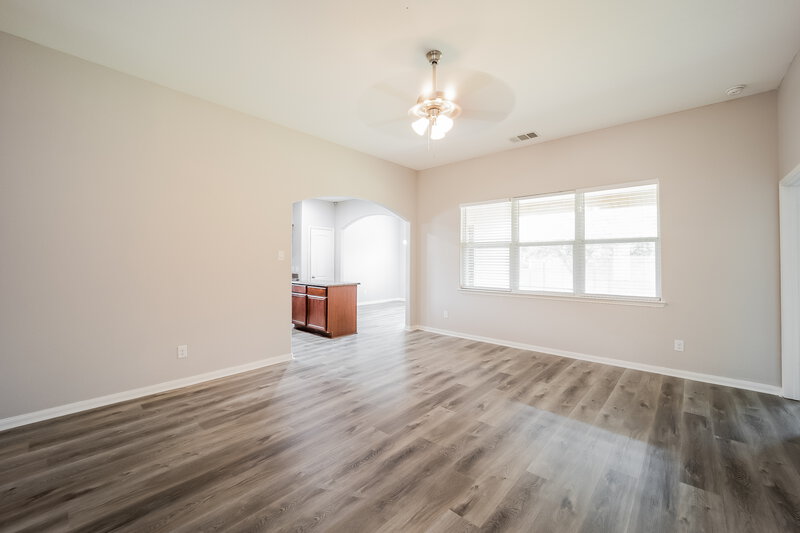 1,865/Mo, 2105 Sweet Gum Dr Anna, TX 75409 Living Room View