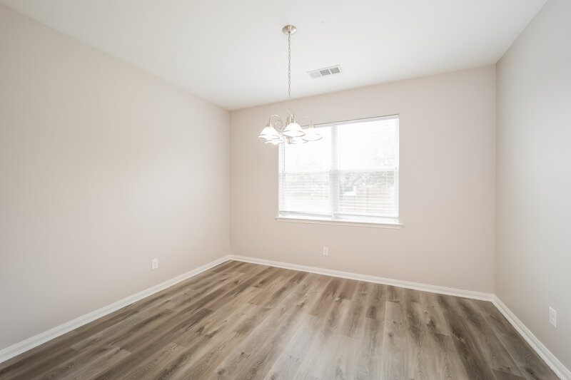 1,865/Mo, 2105 Sweet Gum Dr Anna, TX 75409 Dining Room View 2