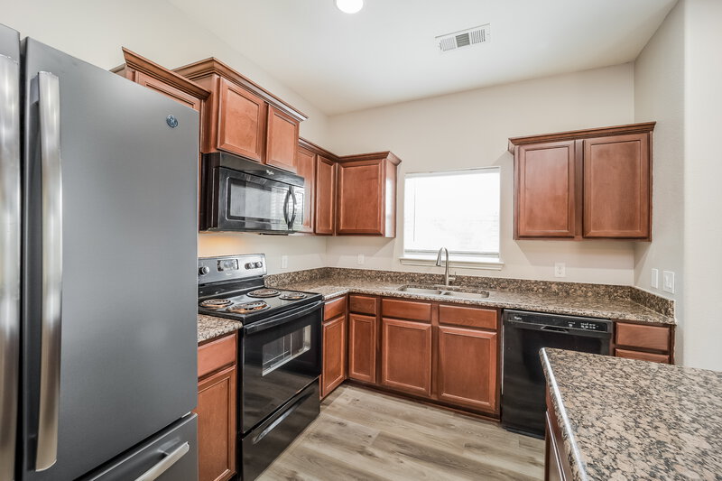 1,865/Mo, 2105 Sweet Gum Dr Anna, TX 75409 Kitchen View
