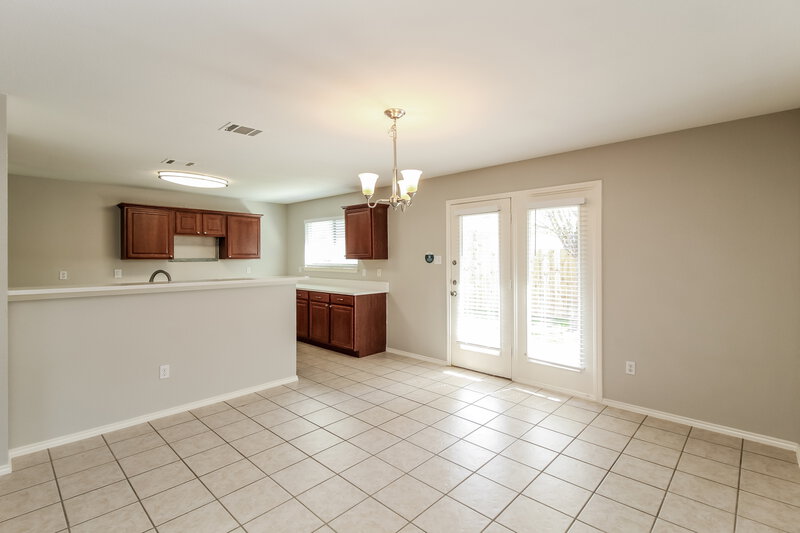 2,210/Mo, 4844 Trail Hollow Dr Fort Worth, TX 76244 Dining Room View