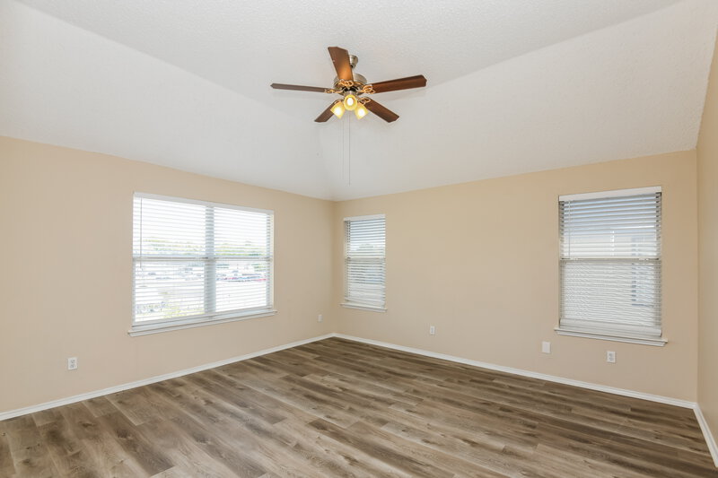 2,065/Mo, 3353 Chapel Wood Ct Fort Worth, TX 76116 Main Bedroom View