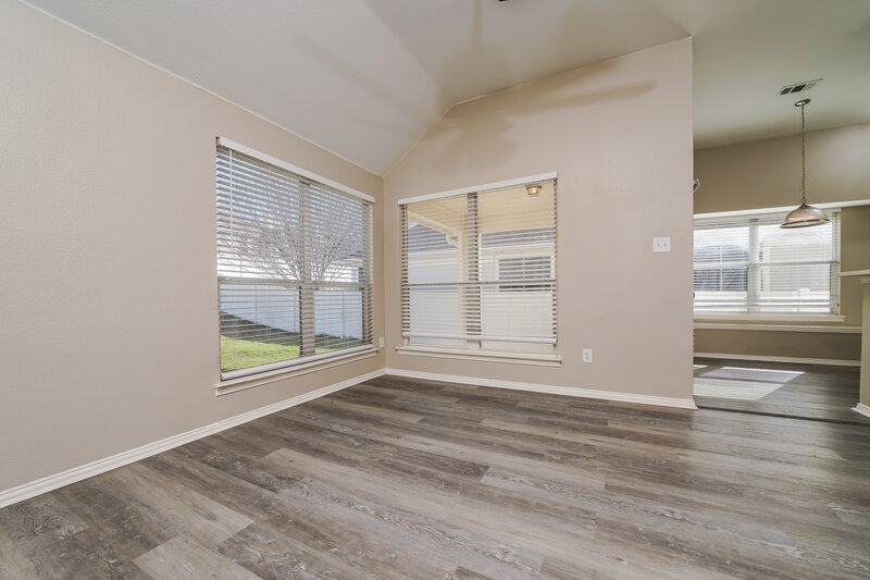 2,125/Mo, 409 Creekview Dr Anna, TX 75409 Family Room View 2