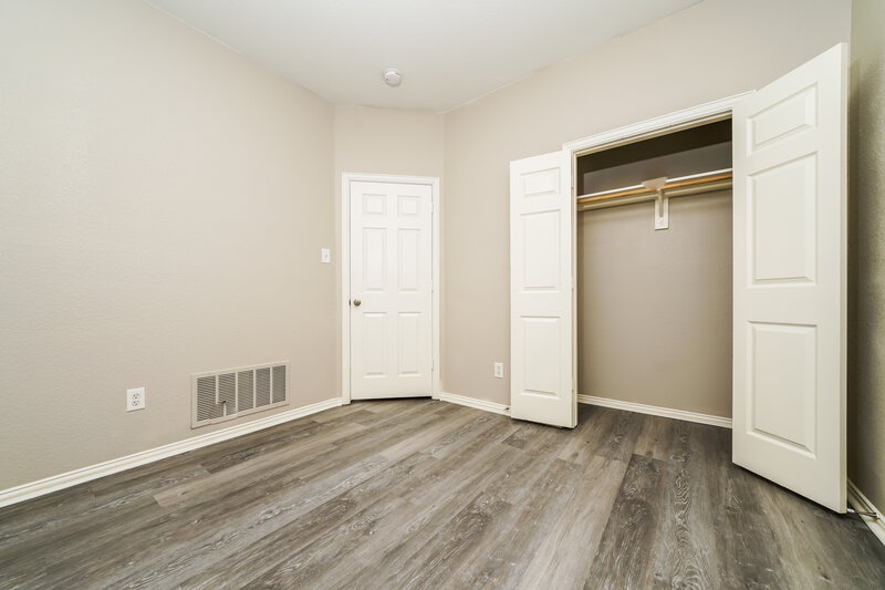 2,125/Mo, 409 Creekview Dr Anna, TX 75409 Bedroom View