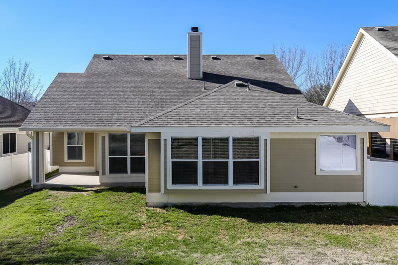 2,125/Mo, 409 Creekview Dr Anna, TX 75409 Rear View