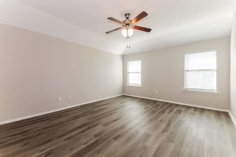 1,875/Mo, 120 Meadow Crest Dr Princeton, TX 75407 Main Bedroom View