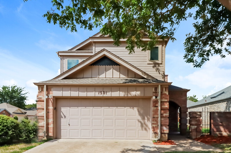2,370/Mo, 1901 Realistic Dr Bedford, TX 76021 External View