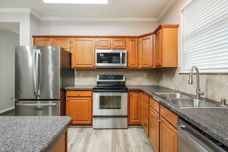 2,295/Mo, 7501 Point Reyes Dr Fort Worth, TX 76137 Kitchen View 2