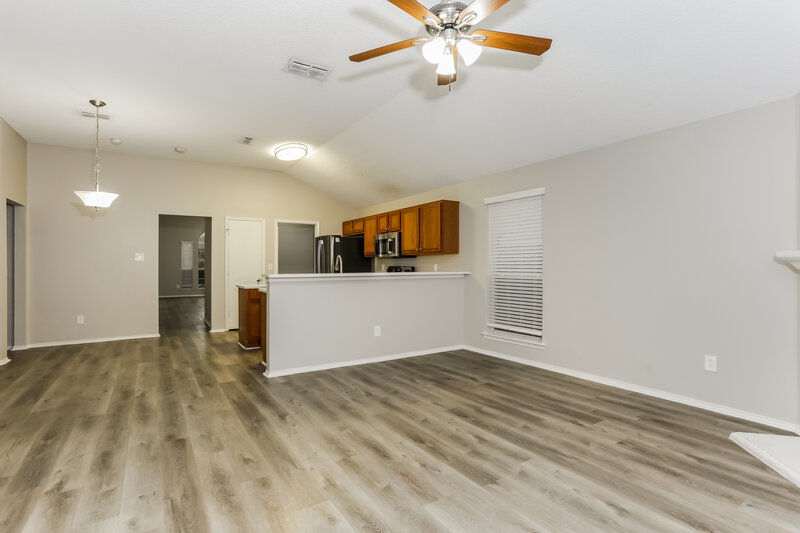 1,915/Mo, 2412 Ensenada Ln Fort Worth, TX 76108 Living Room View 2