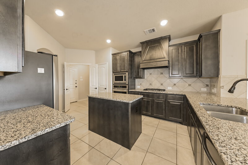 2,520/Mo, 3019 Maverick Dr Heath, TX 75126 Kitchen View 3