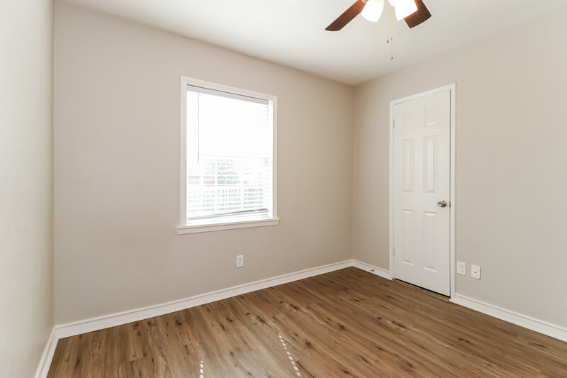 2,090/Mo, 7900 Bermejo Rd Fort Worth, TX 76112 Bedroom View