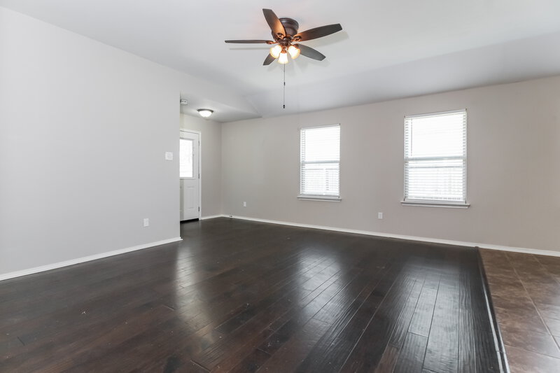 2,305/Mo, 3313 Belford St Anna, TX 75409 Living Room View 3