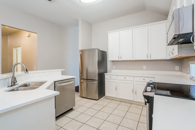 2,330/Mo, 10201 Jessica St Fort Worth, TX 76244 Kitchen View 2