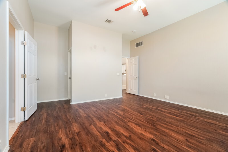 2,330/Mo, 10201 Jessica St Fort Worth, TX 76244 Main Bedroom View 2