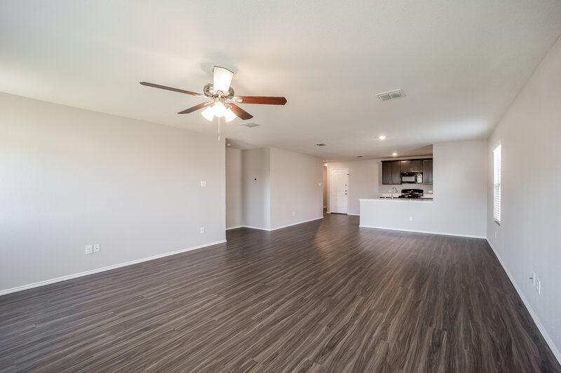 2,090/Mo, 1617 Westfall Dr Anna, TX 75409 Living Room View 2