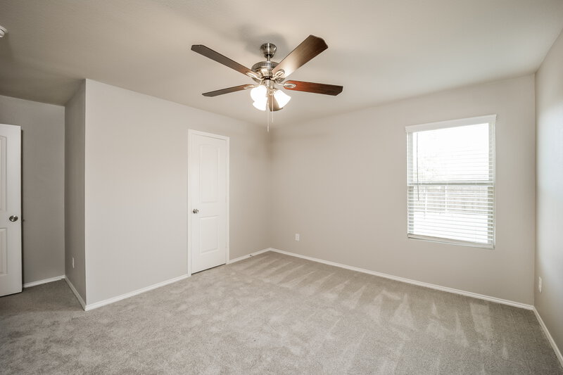 2,090/Mo, 1617 Westfall Dr Anna, TX 75409 Main Bedroom View