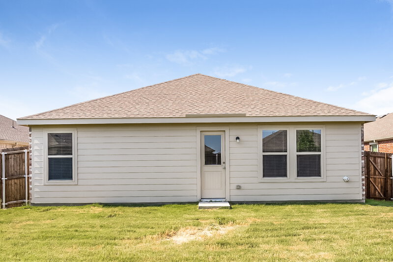 2,090/Mo, 1617 Westfall Dr Anna, TX 75409 Rear View