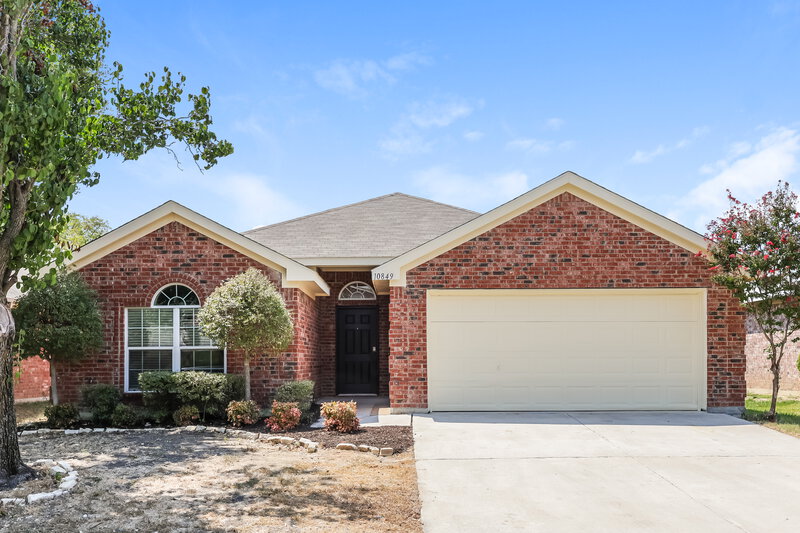2,220/Mo, 10849 Braemoor Dr Haslet, TX 76052 External View