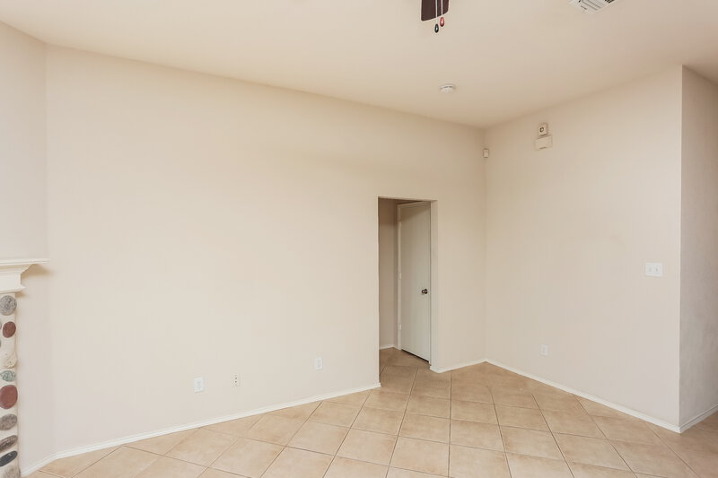 3,110/Mo, 10849 Braemoor Dr Haslet, TX 76052 Living Room View 2