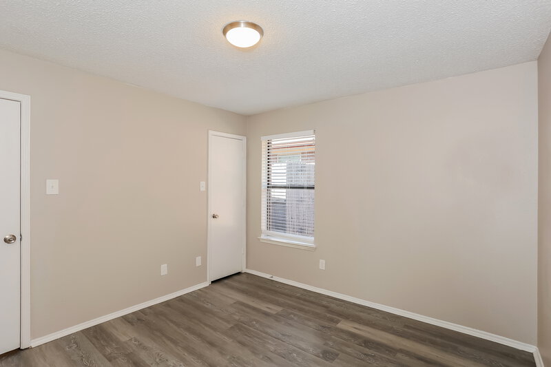 2,290/Mo, 6947 Cedar Knoll Dr Dallas, TX 75236 Bedroom View