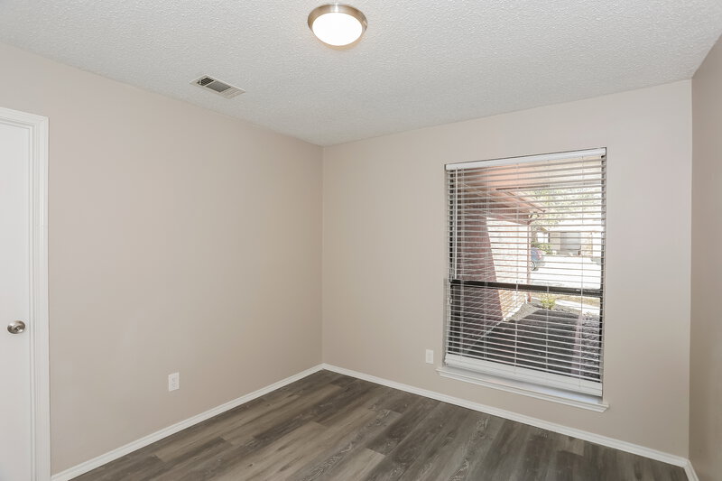 2,290/Mo, 6947 Cedar Knoll Dr Dallas, TX 75236 Bedroom View 2