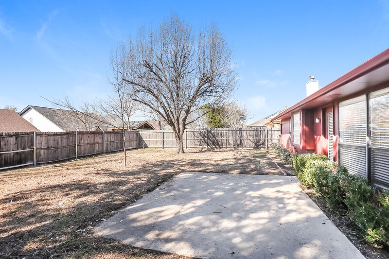 2,290/Mo, 6947 Cedar Knoll Dr Dallas, TX 75236 Exterior View