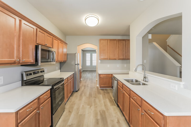 2,445/Mo, 6340 Granite Creek Dr Fort Worth, TX 76179 Kitchen View 2