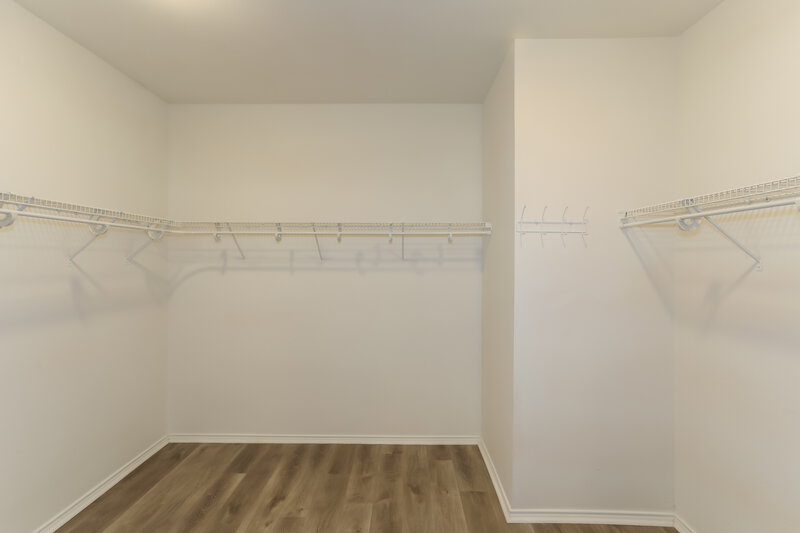 2,445/Mo, 6340 Granite Creek Dr Fort Worth, TX 76179 Walk In Closet View