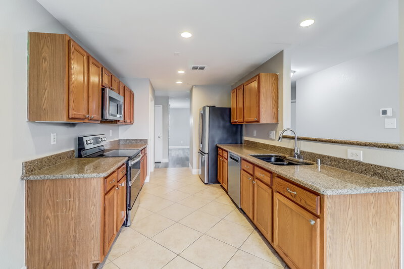 1,940/Mo, 1477 Hickory Creek Ln Rockwall, TX 75032 Kitchen View 2