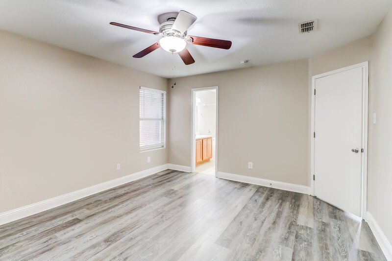 1,940/Mo, 1477 Hickory Creek Ln Rockwall, TX 75032 Main Bedroom View 2