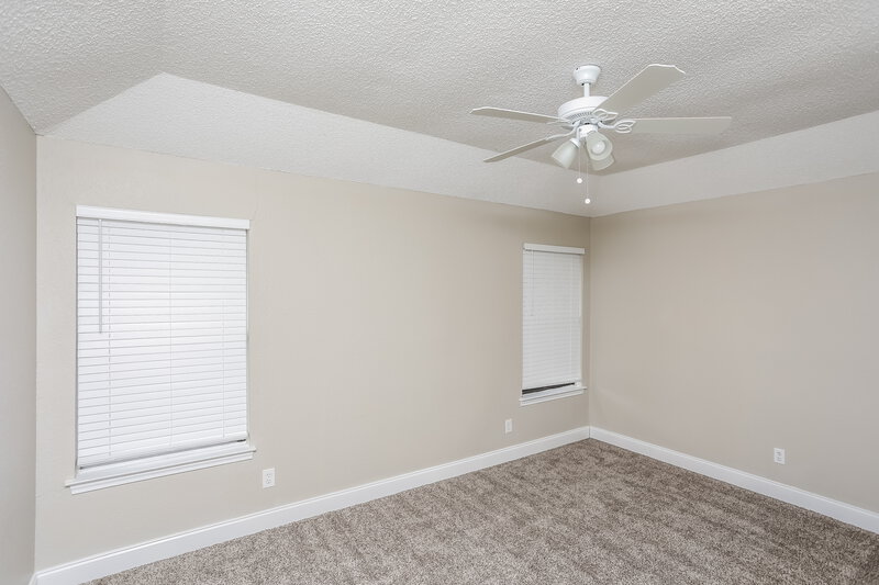 2,080/Mo, 6604 Glen Falls Dr Arlington, TX 76001 Main Bedroom View